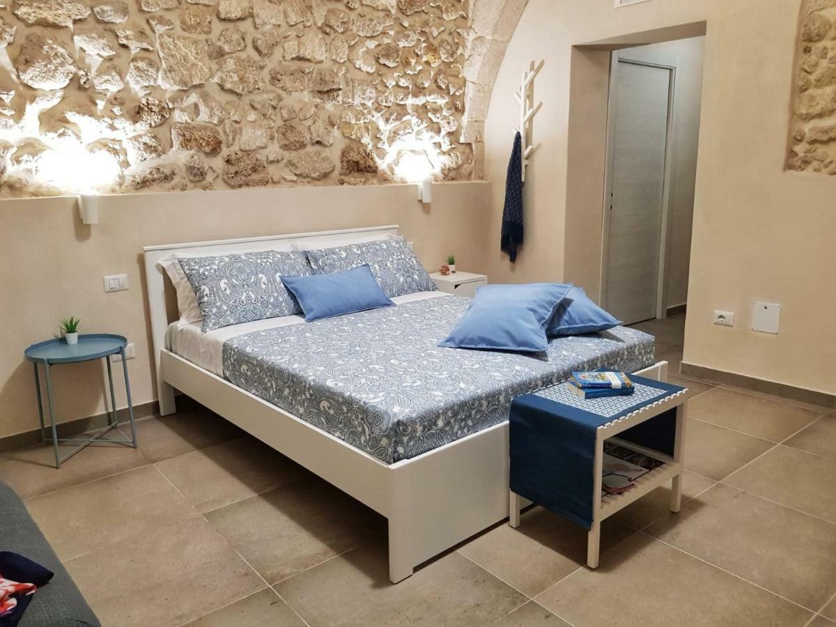 Essentia Rooms- Ortigia Holidays Syracuse Exterior foto